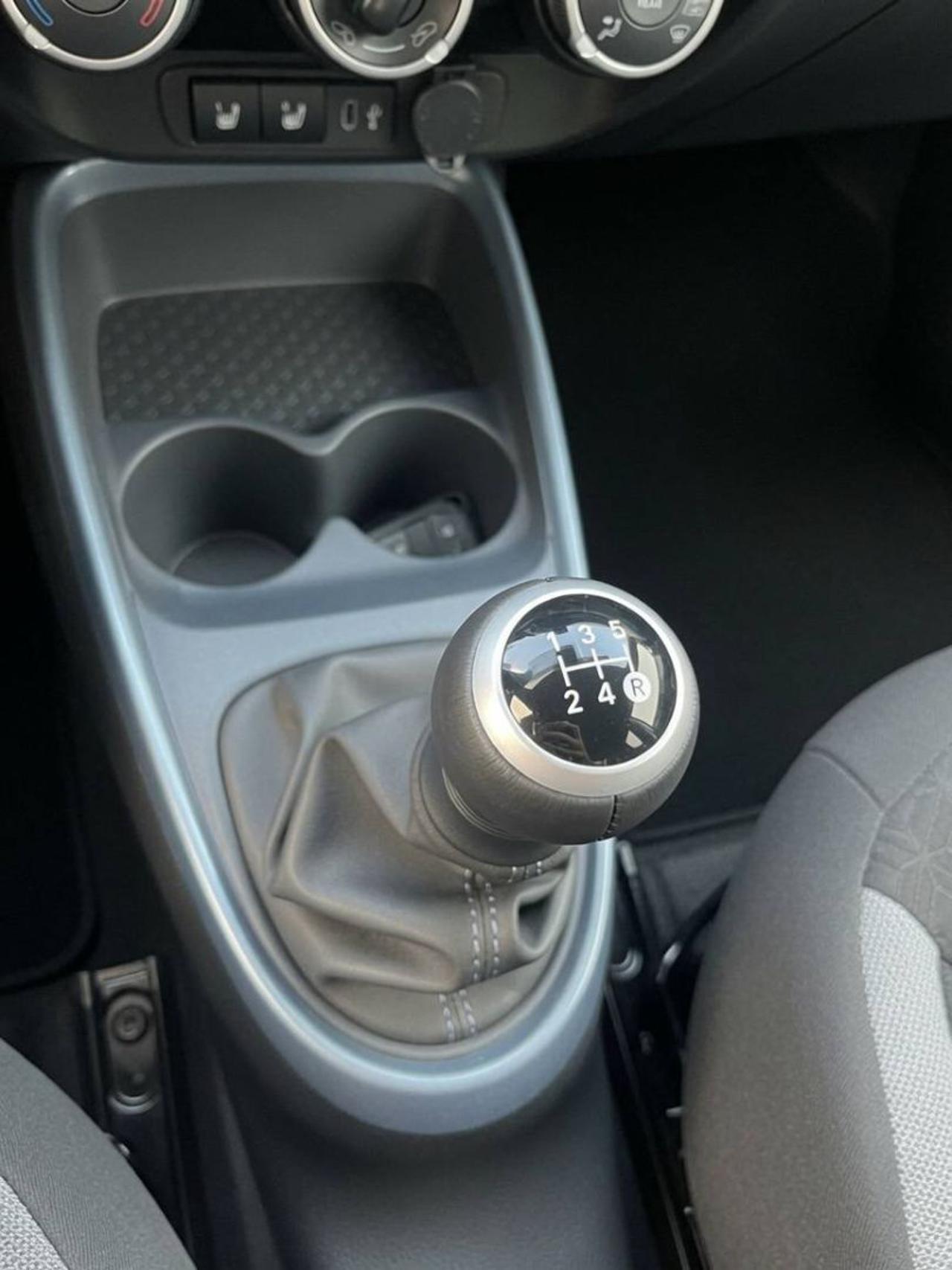 TOYOTA Aygo X 1.0 VVT-i 72 CV 5 porte Trend - 25