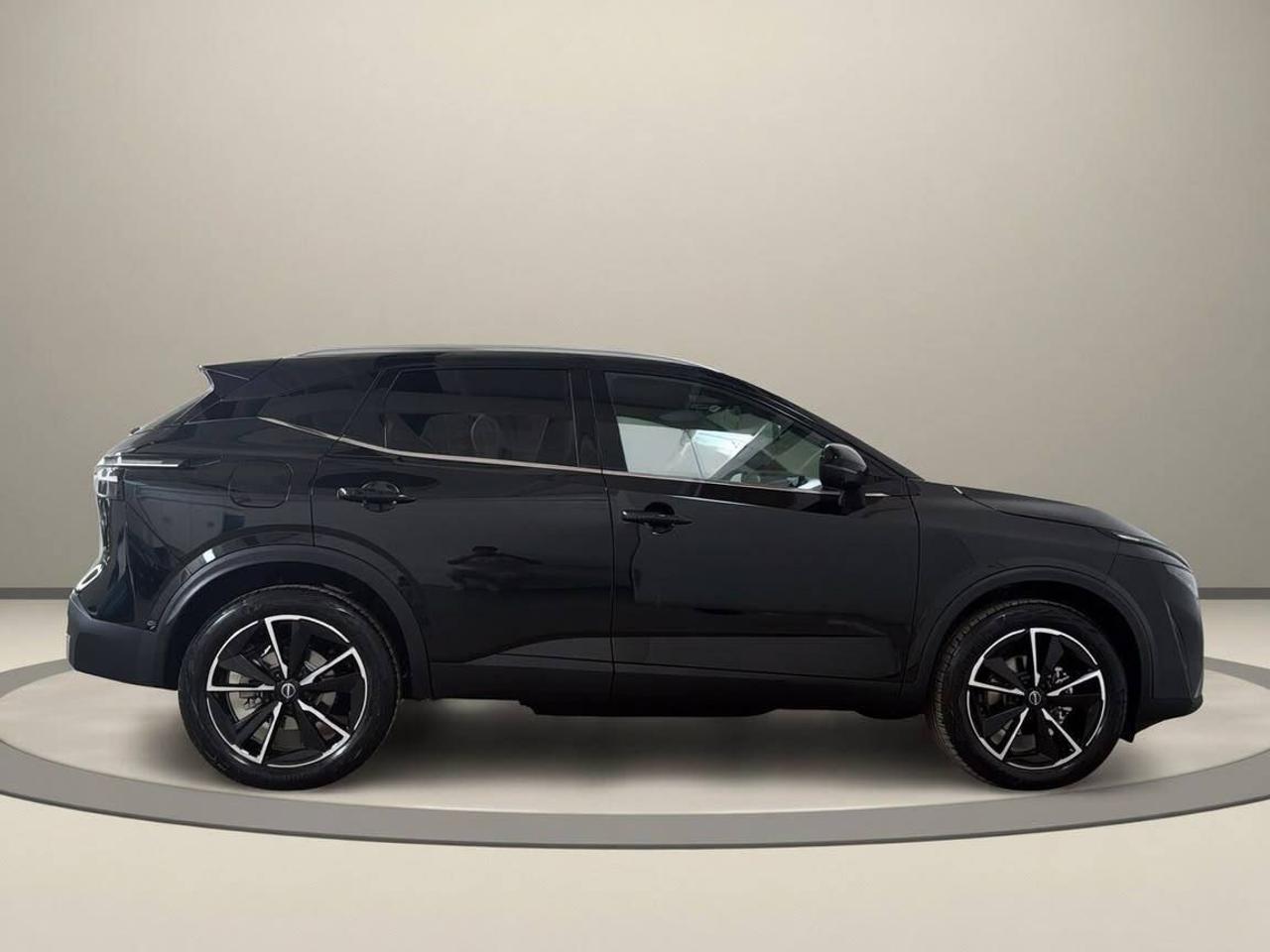 NISSAN Qashqai 1.3 MHEV 158 Xtronic Tekna - 4
