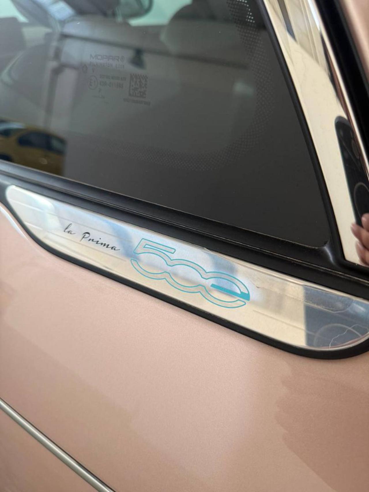 FIAT 500 Berlina 42 kWh La Prima 320 Km autonomia - 35