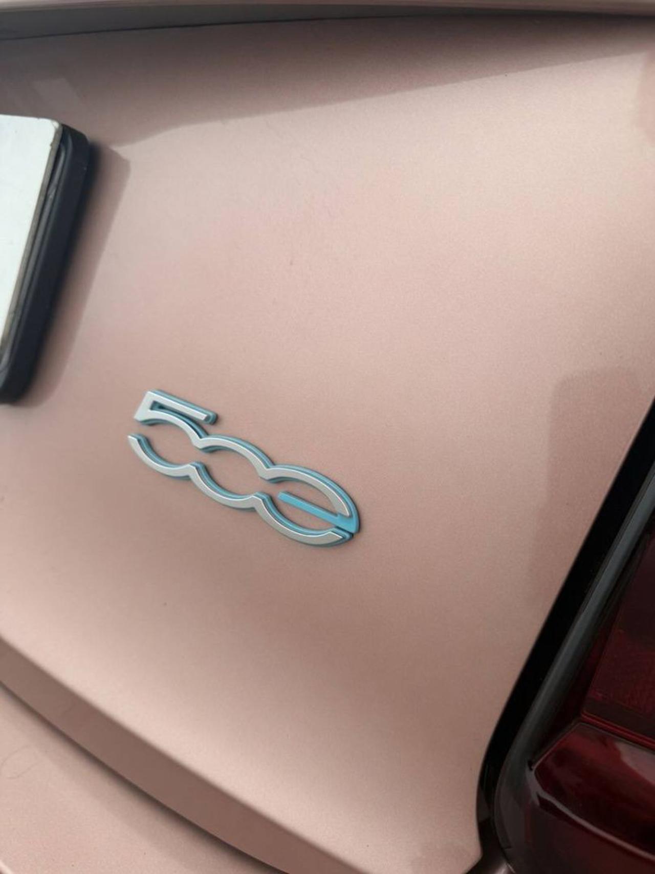 FIAT 500 Berlina 42 kWh La Prima 320 Km autonomia - 36