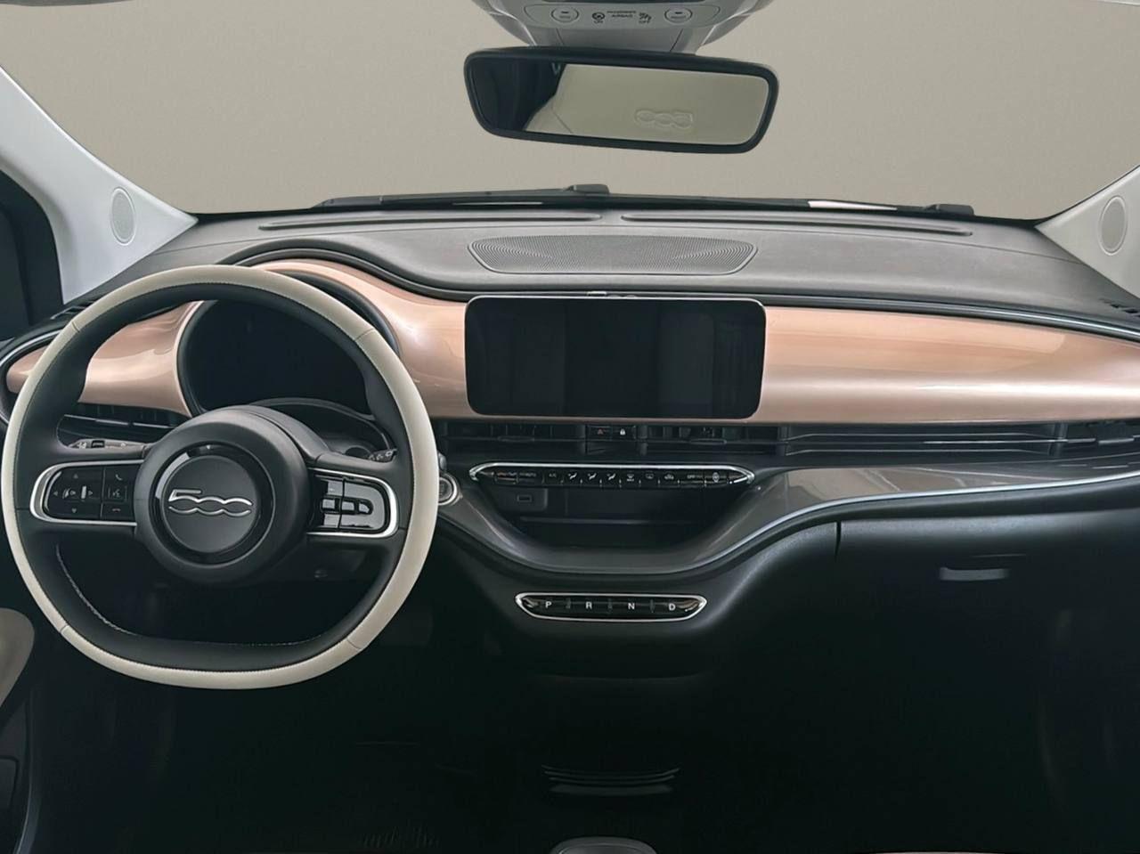 FIAT 500 Berlina 42 kWh La Prima 320 Km autonomia - 13