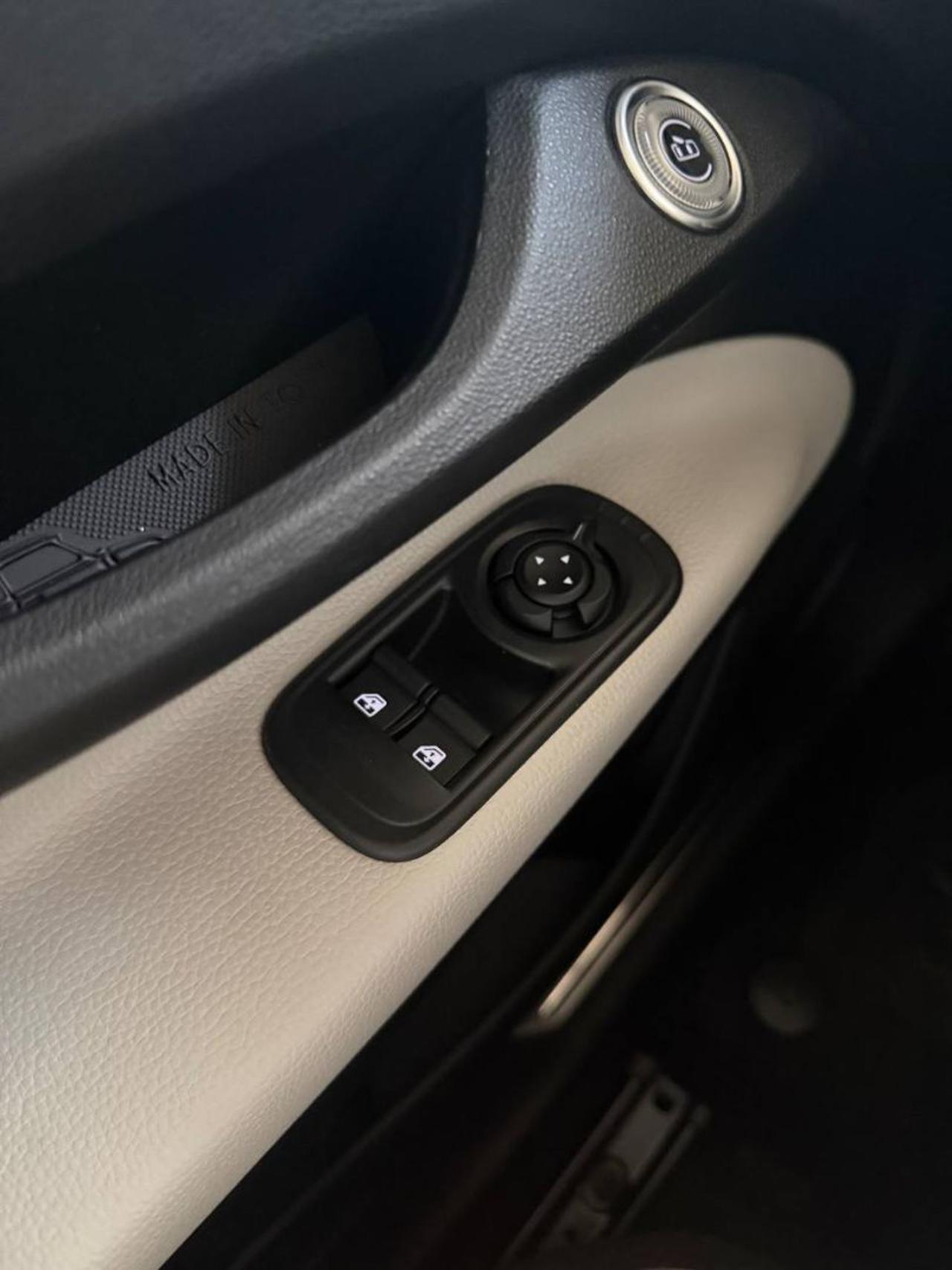 FIAT 500e Berlina 42 kWh La Prima 320 Km autonomia - 29