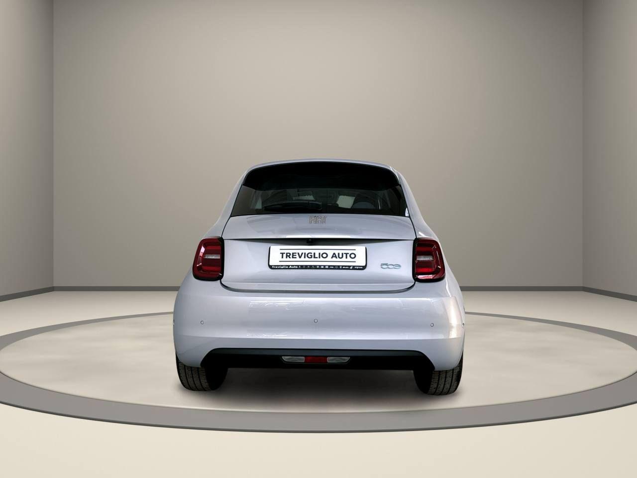 FIAT 500e Berlina 42 kWh La Prima 320 Km autonomia - 6