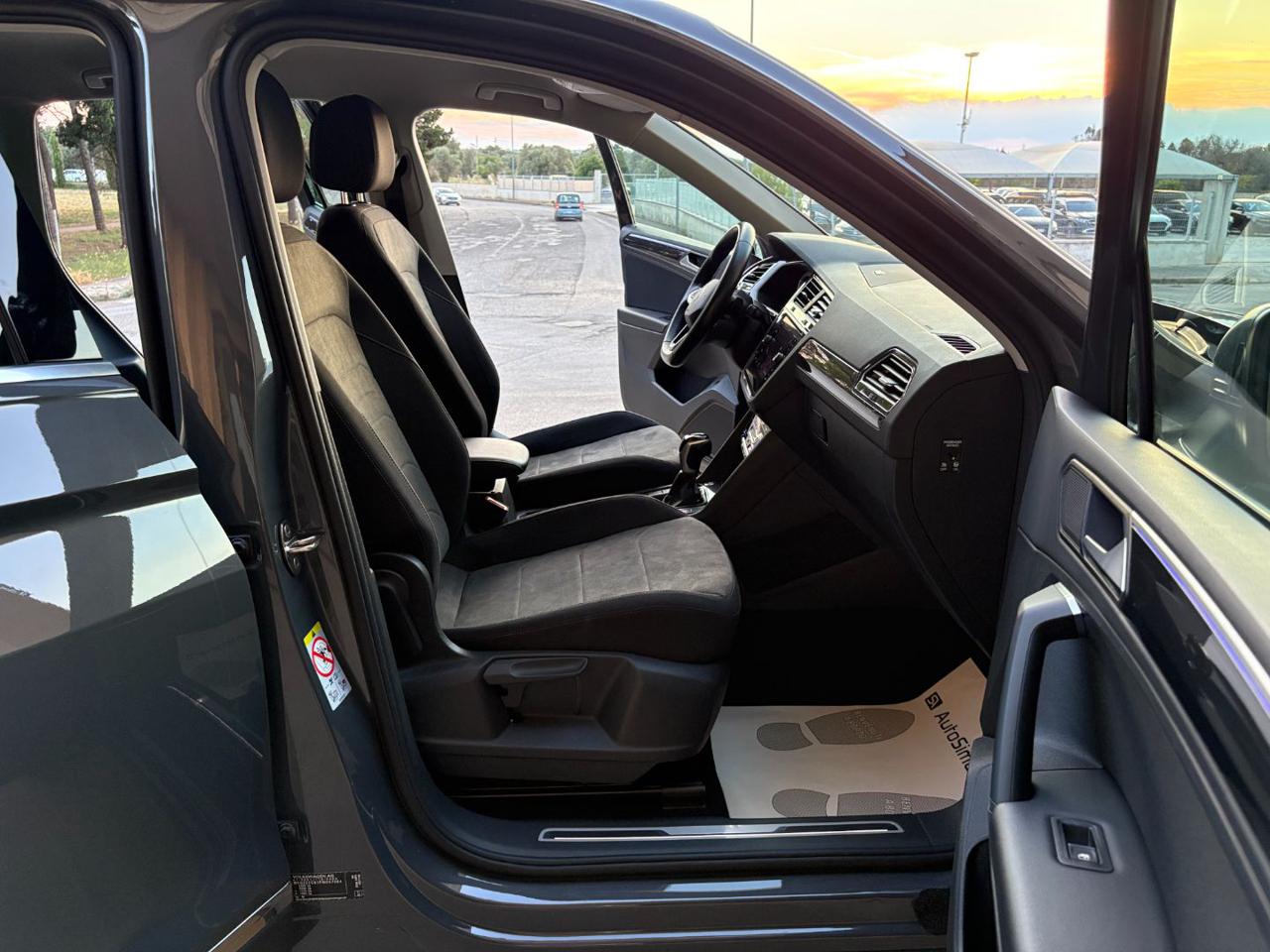 VOLKSWAGEN Tiguan 2.0 TDI 150 CV SCR DSG Elegance VIRTUAL - 9