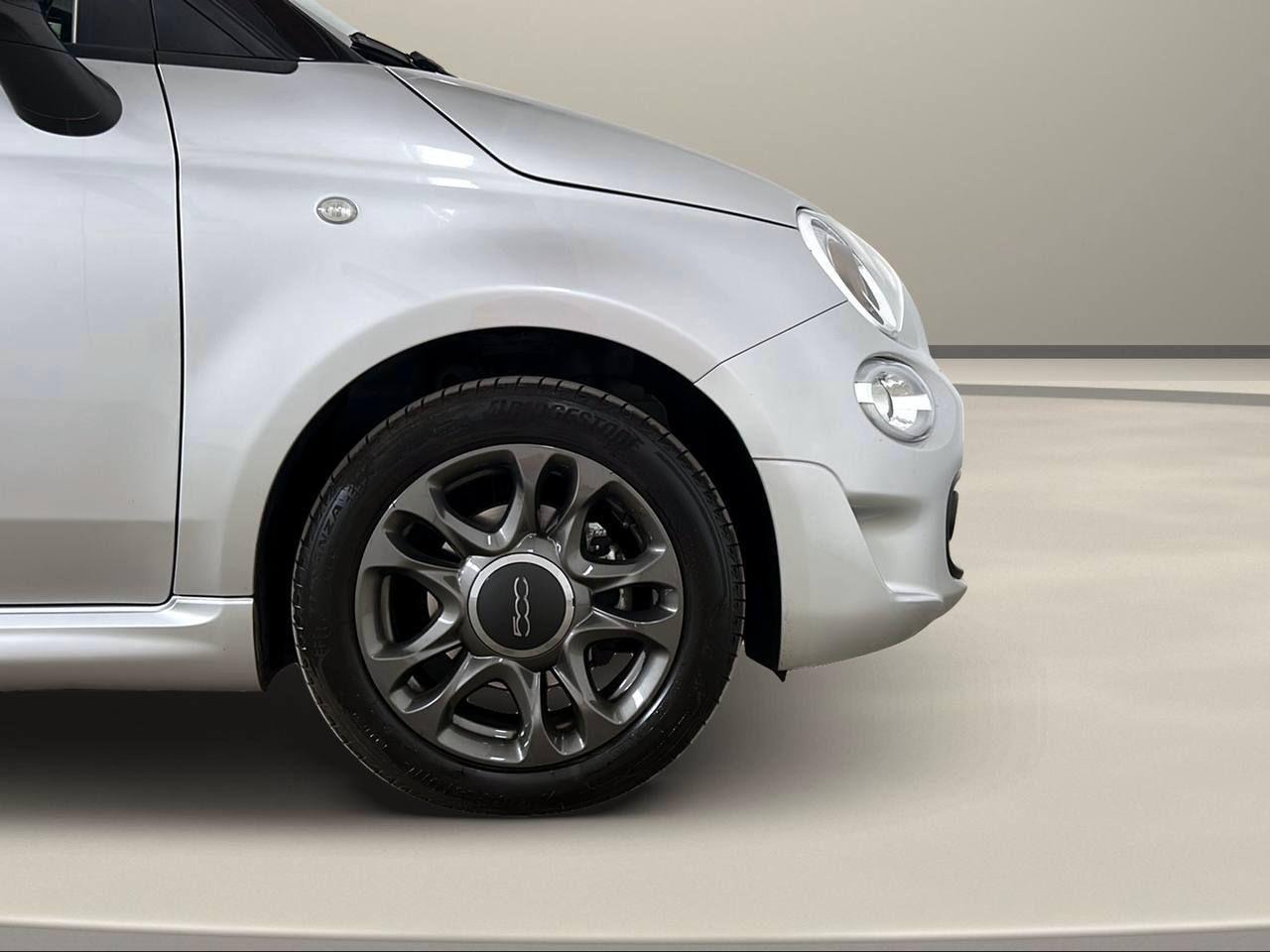 FIAT 500C 1.0 Hybrid Connect - 40