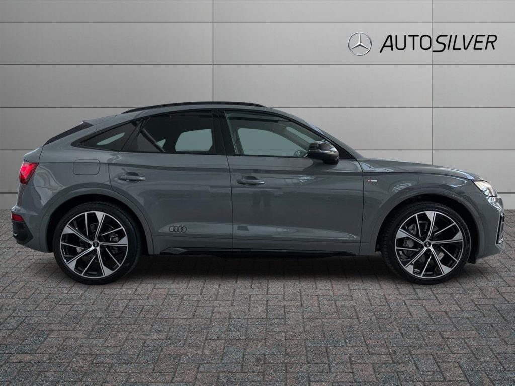AUDI Q5 SPORTBACK 40 TDI quattro S tronic S line - 5