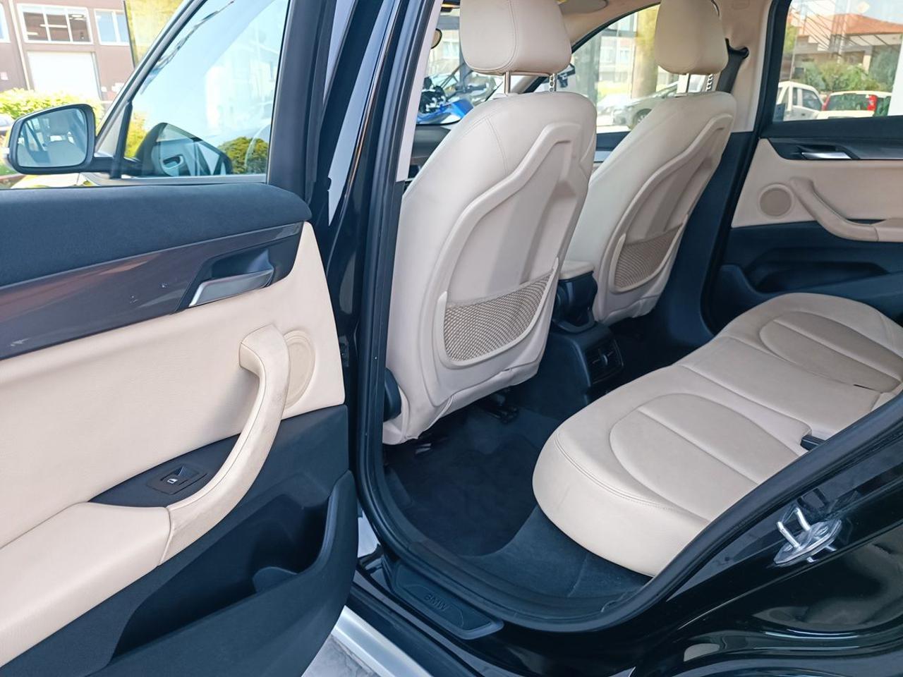 BMW X1 sDrive18d xLine - 7