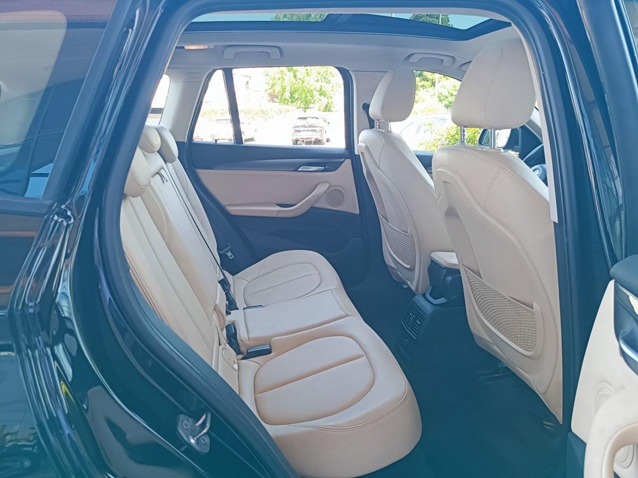 BMW X1 sDrive18d xLine - 10