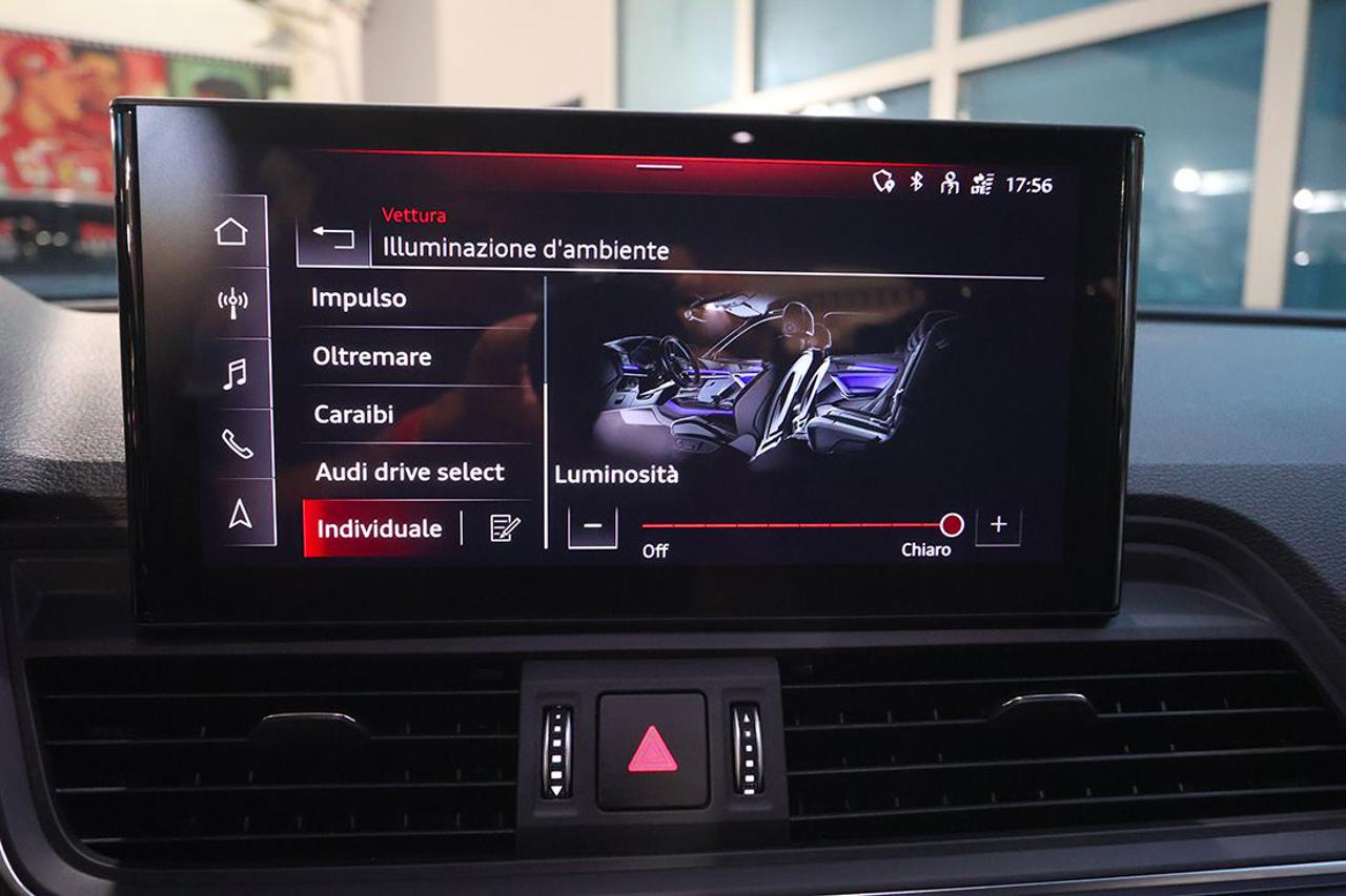 AUDI Q5 35 TDI Sportback S-Tronic Business Advanced - 29