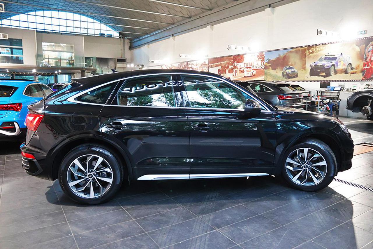 AUDI Q5 35 TDI Sportback S-Tronic Business Advanced - 10