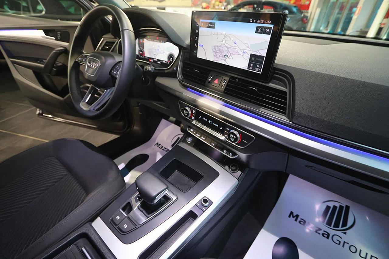 AUDI Q5 35 TDI Sportback S-Tronic Business Advanced - 36