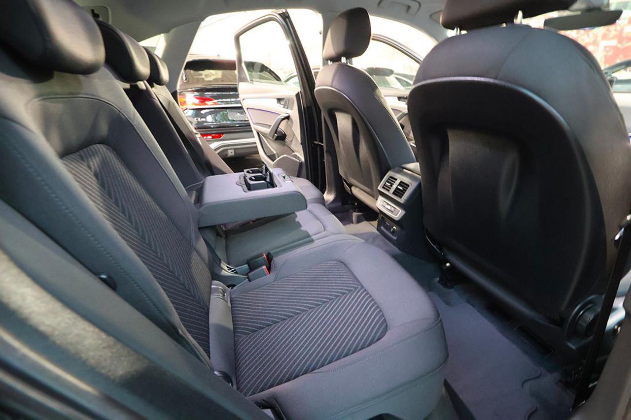 AUDI Q5 35 TDI Sportback S-Tronic Business Advanced - 18
