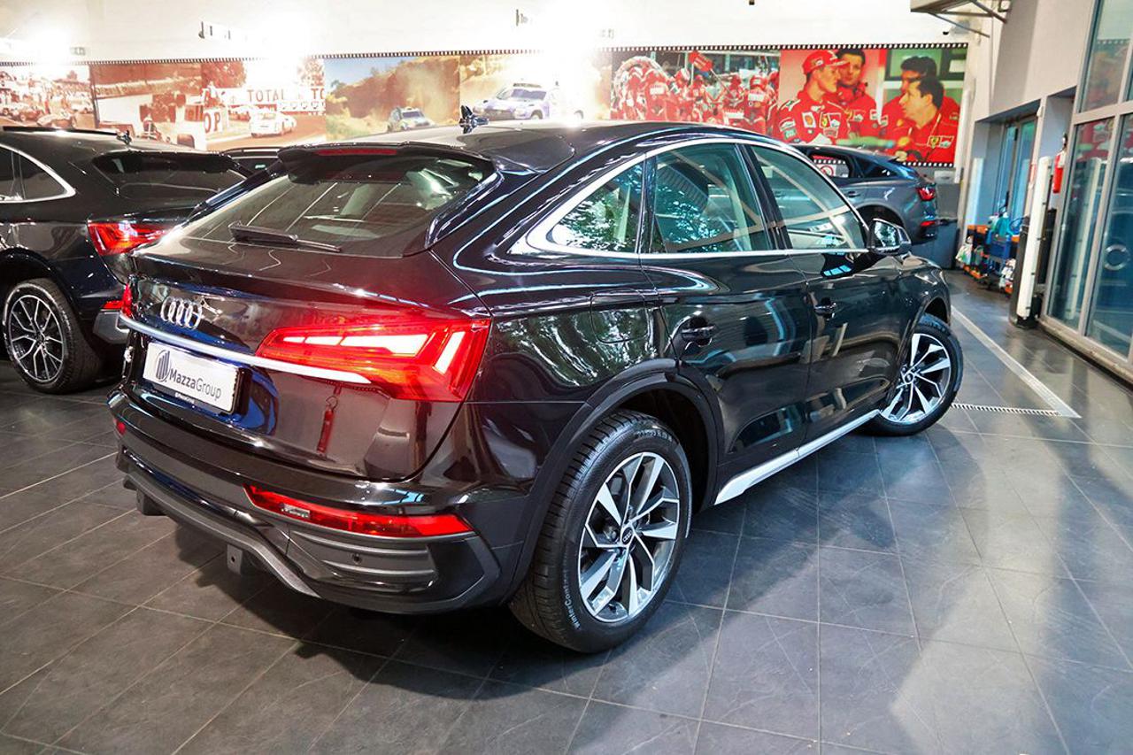 AUDI Q5 35 TDI Sportback S-Tronic Business Advanced - 9