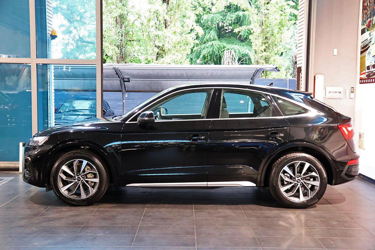 AUDI Q5 35 TDI Sportback S-Tronic Business Advanced - 3