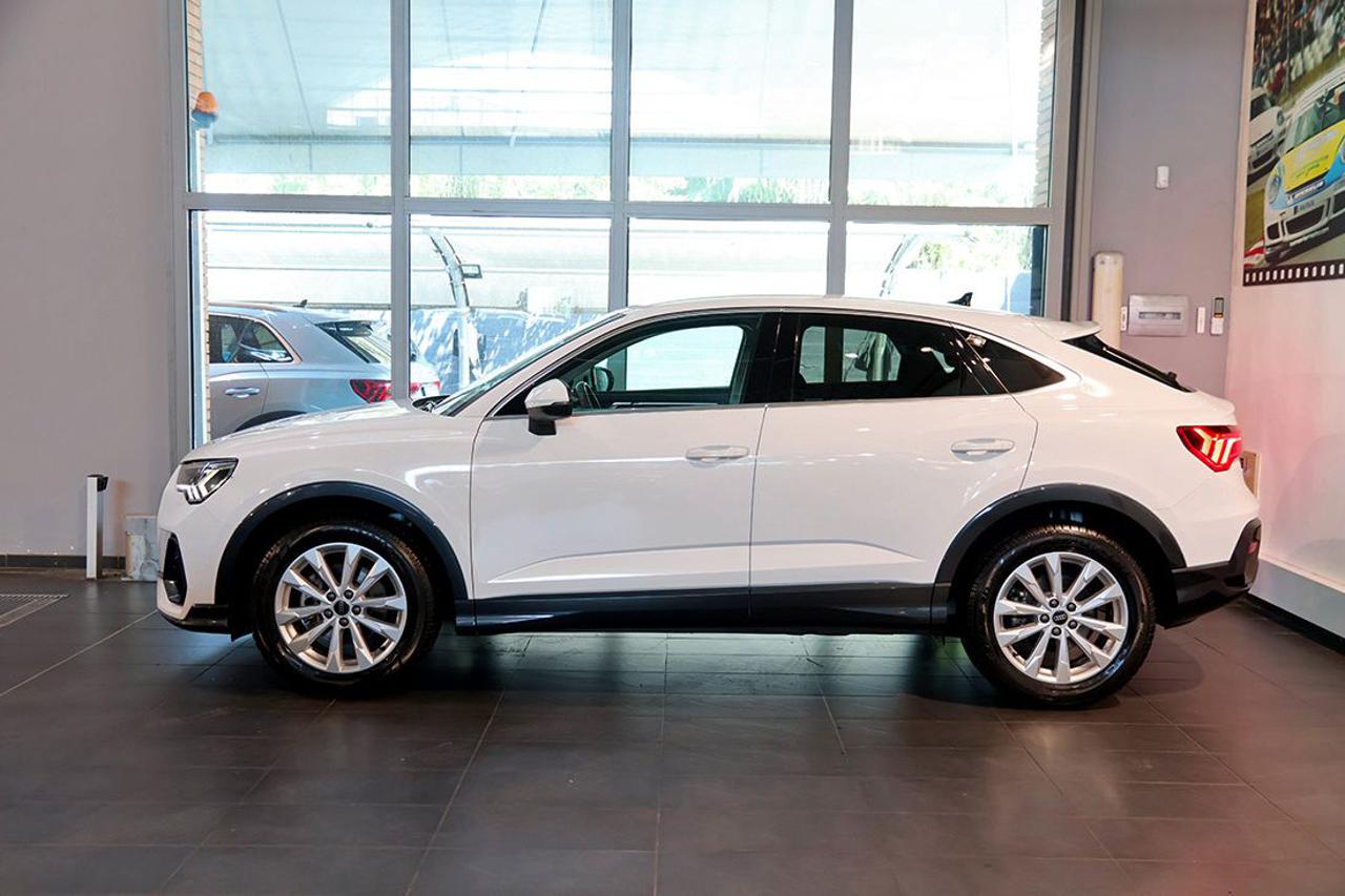 AUDI Q3 35 TFSI Sportback S-Tronic Business Plus - 3