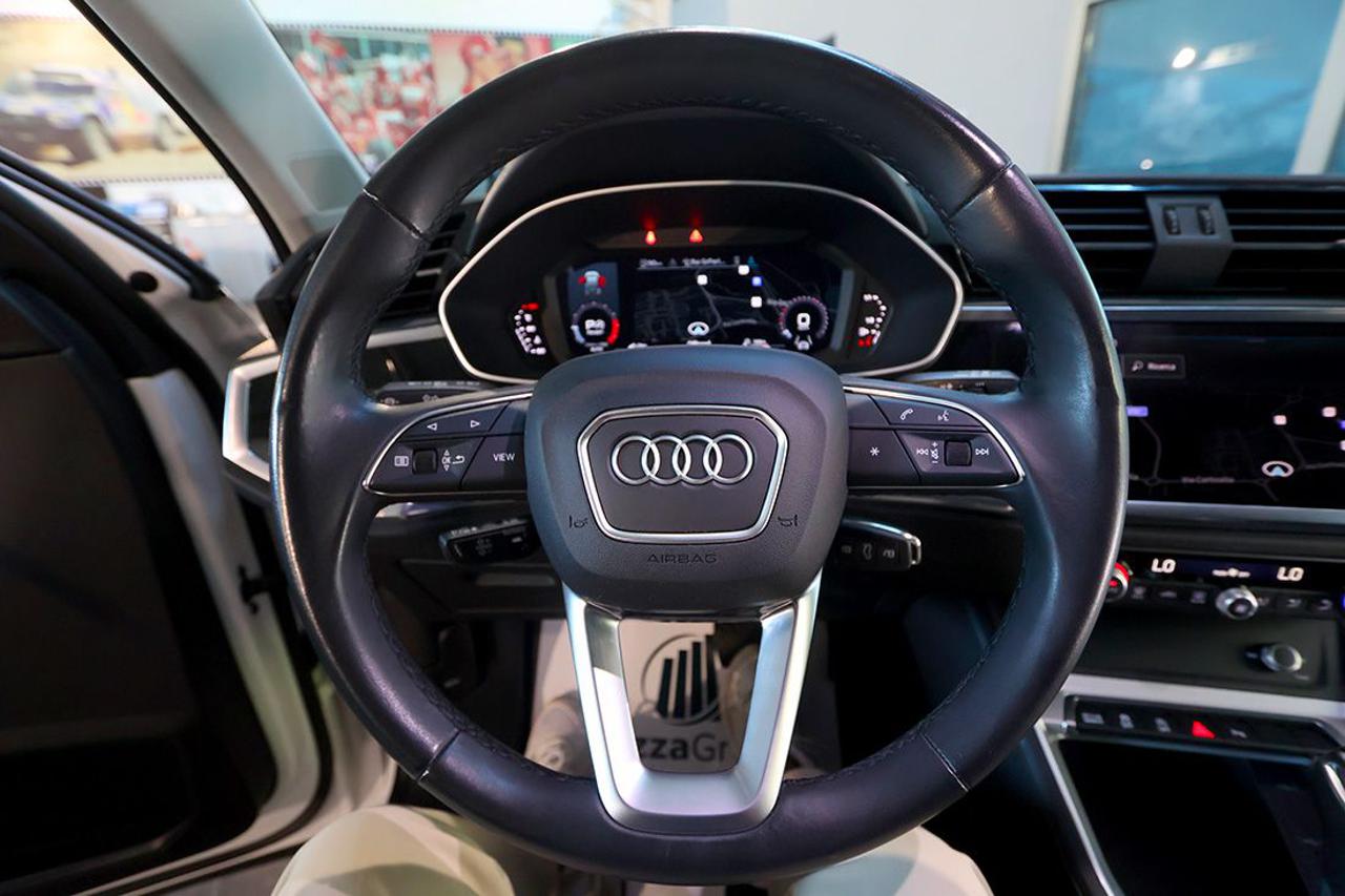 AUDI Q3 35 TFSI Sportback S-Tronic Business Plus - 21