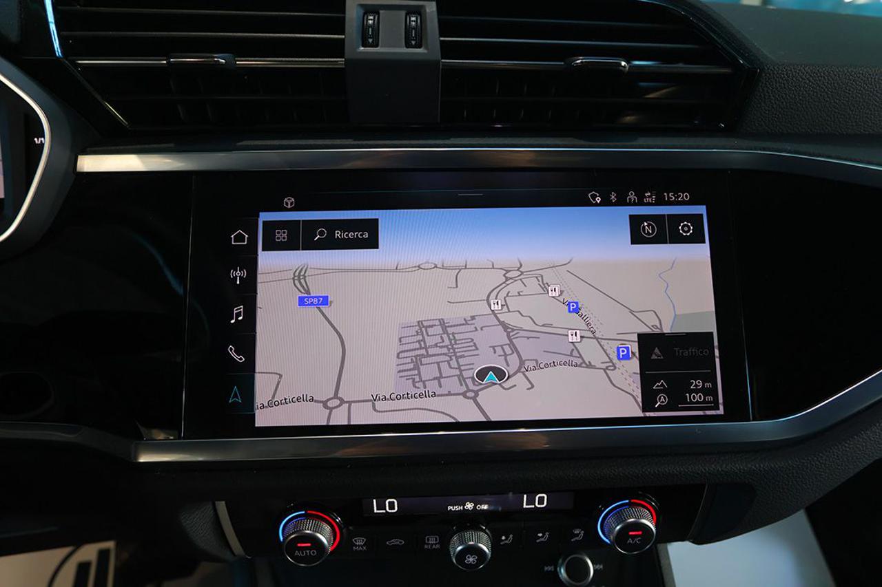 AUDI Q3 35 TFSI Sportback S-Tronic Business Plus - 23