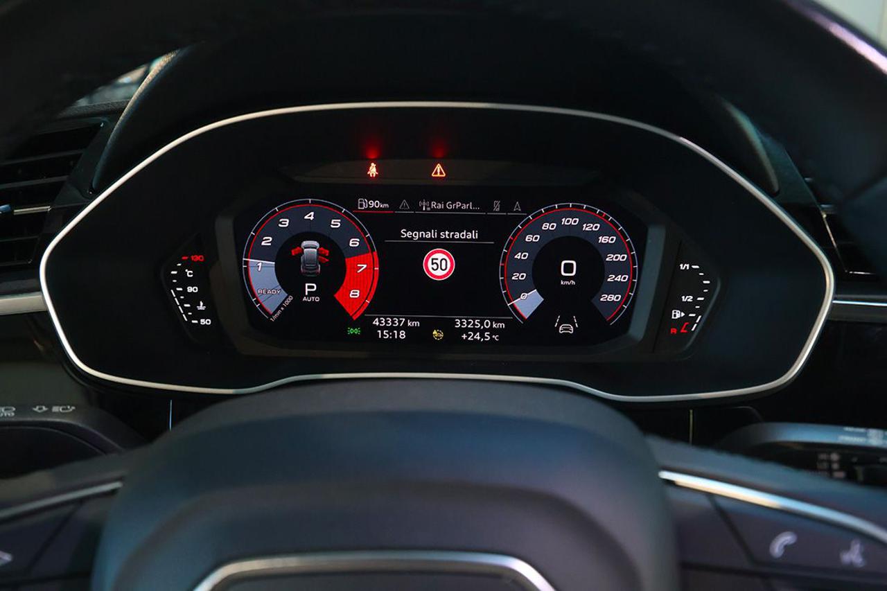 AUDI Q3 35 TFSI Sportback S-Tronic Business Plus - 31