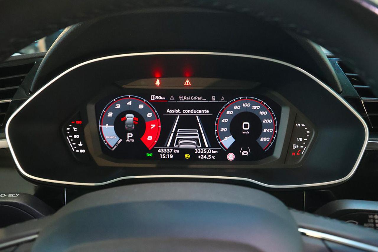 AUDI Q3 35 TFSI Sportback S-Tronic Business Plus - 32