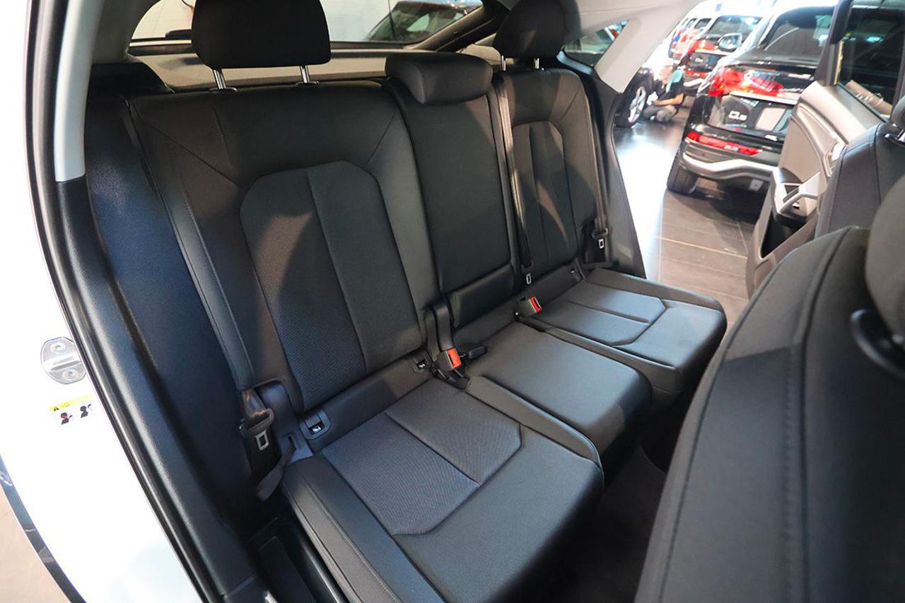 AUDI Q3 35 TFSI Sportback S-Tronic Business Plus - 20