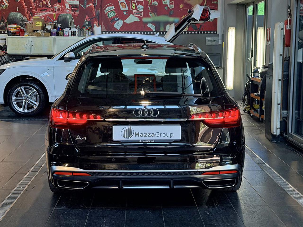 AUDI A4 35 TDI Avant S-Tronic S-Line - 4