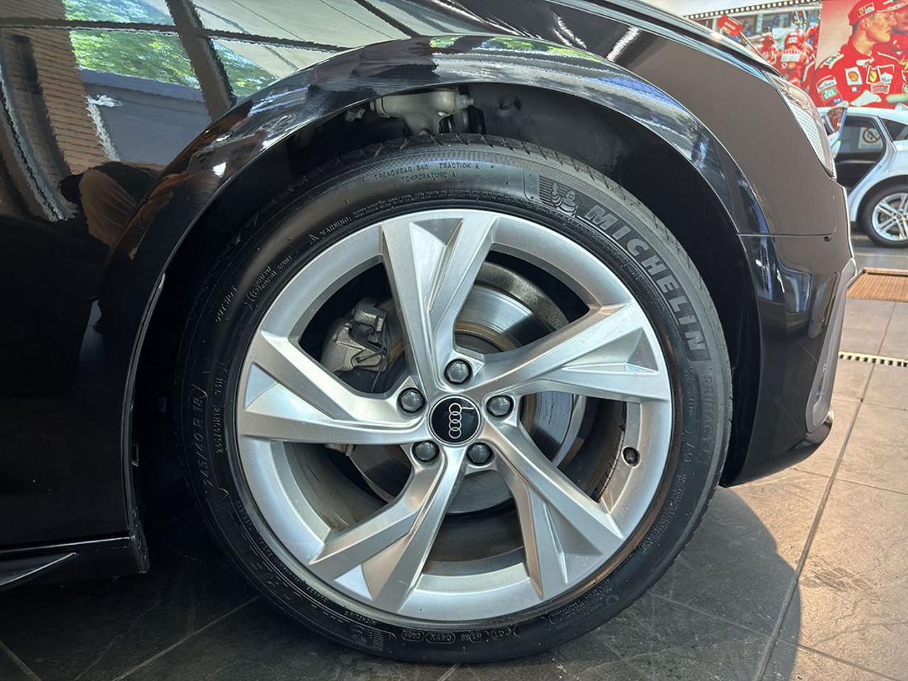 AUDI A4 35 TDI Avant S-Tronic S-Line - 6