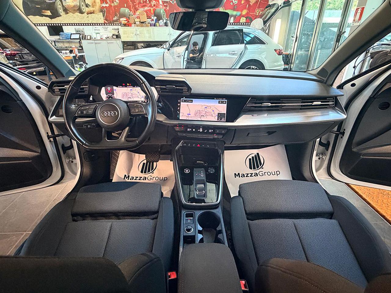 AUDI A3 30 TDI Sportback S-Tronic S-Line - 14