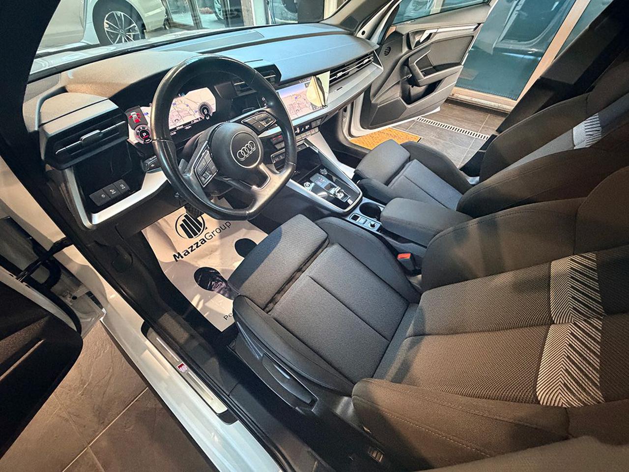 AUDI A3 30 TDI Sportback S-Tronic S-Line - 13