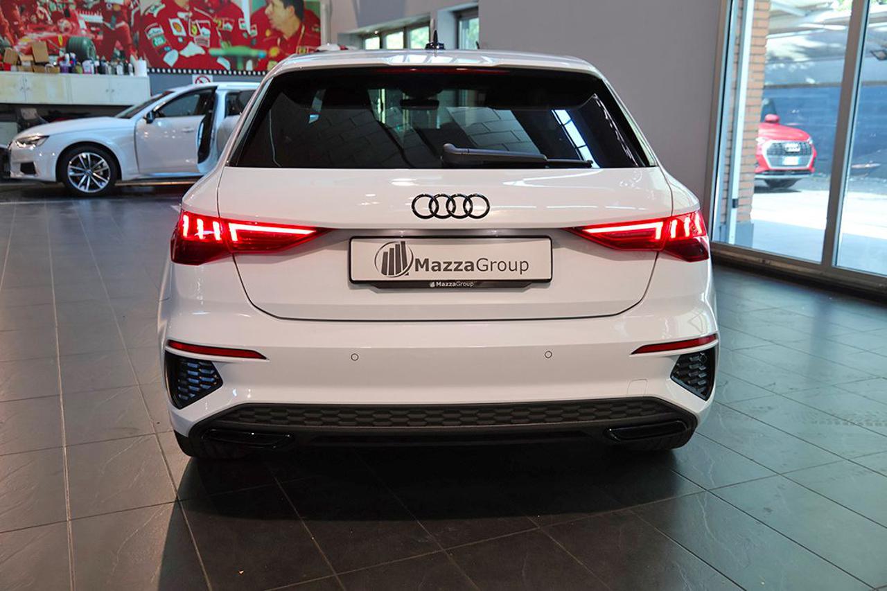 AUDI A3 30 TDI Sportback S-Tronic S-Line - 8