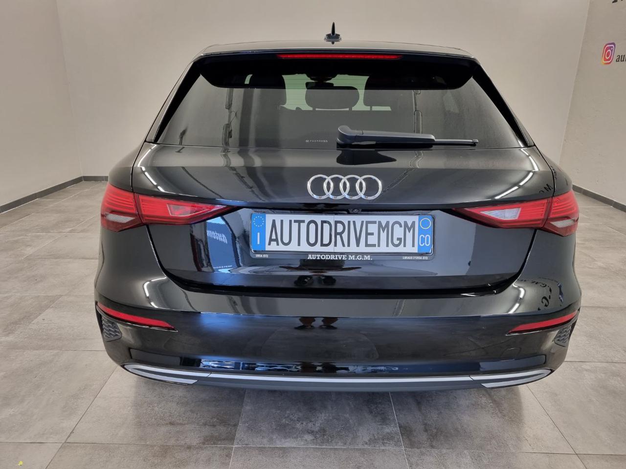 AUDI A3 SPB 40 TFSI e S tronic Business Advanced PLUG-IN - 4
