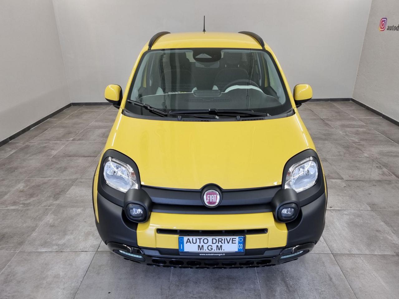 FIAT Panda 1.0 FireFly S&S Hybrid Pandina CROSS - 31