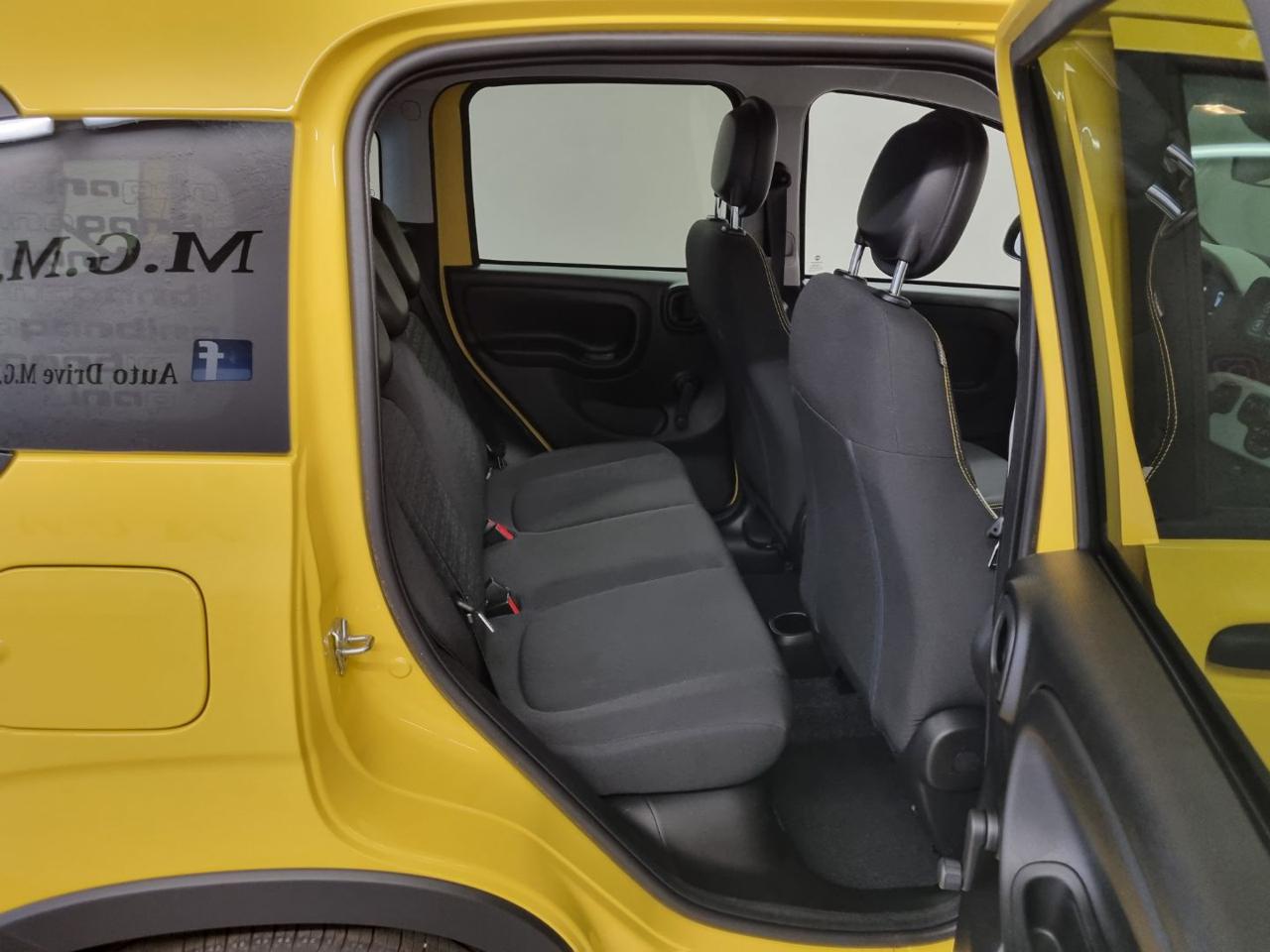 FIAT Panda 1.0 FireFly S&S Hybrid Pandina CROSS - 22