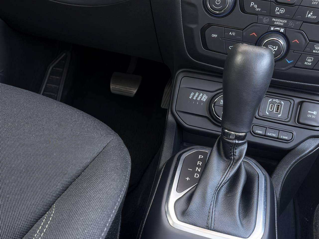 JEEP Renegade 1.3 T4 240 CV PHEV 4xe AT6 North Star - 24
