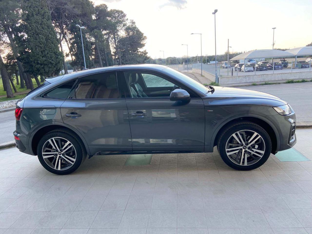 AUDI Q5 SPB Sportback 40 TDI quattro S tronic S line plus. - 4