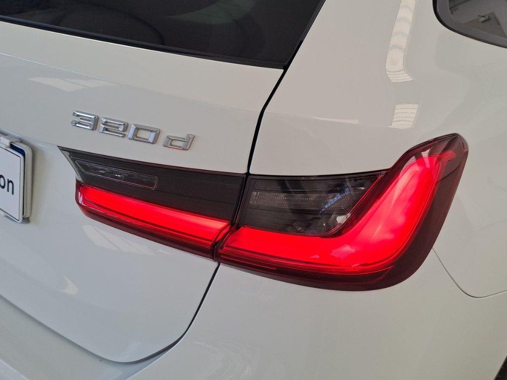 BMW 320 d 48V xDrive Touring Business Advantage Aut. - 7