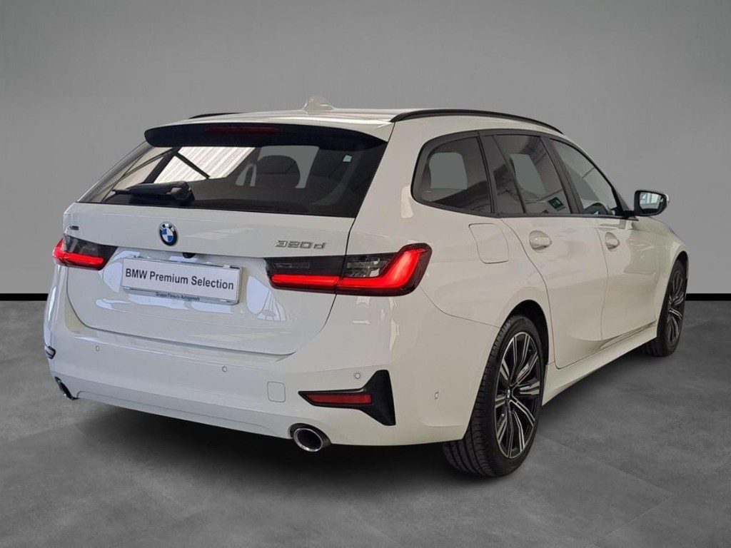BMW 320 d 48V xDrive Touring Business Advantage Aut. - 16