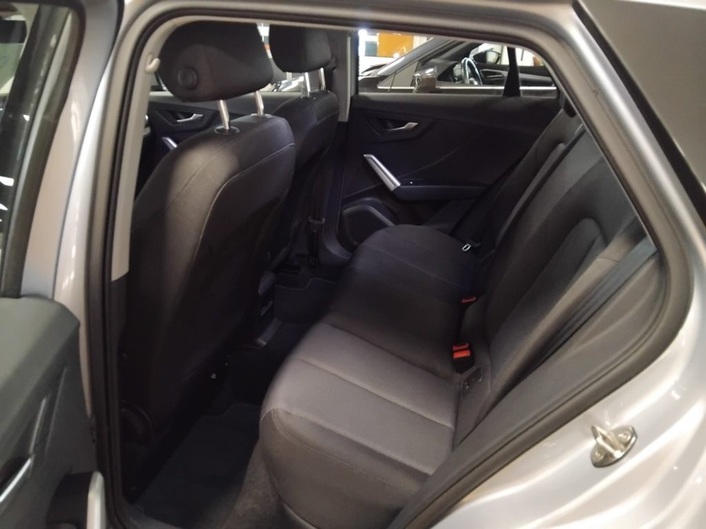 AUDI Q2 30 TFSI Admired Advanced VIDEO - 8