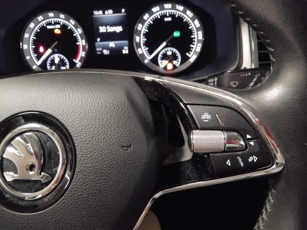 SKODA Kodiaq 2.0 TDI EVO SCR DSG Executive 7 POSTI - 7