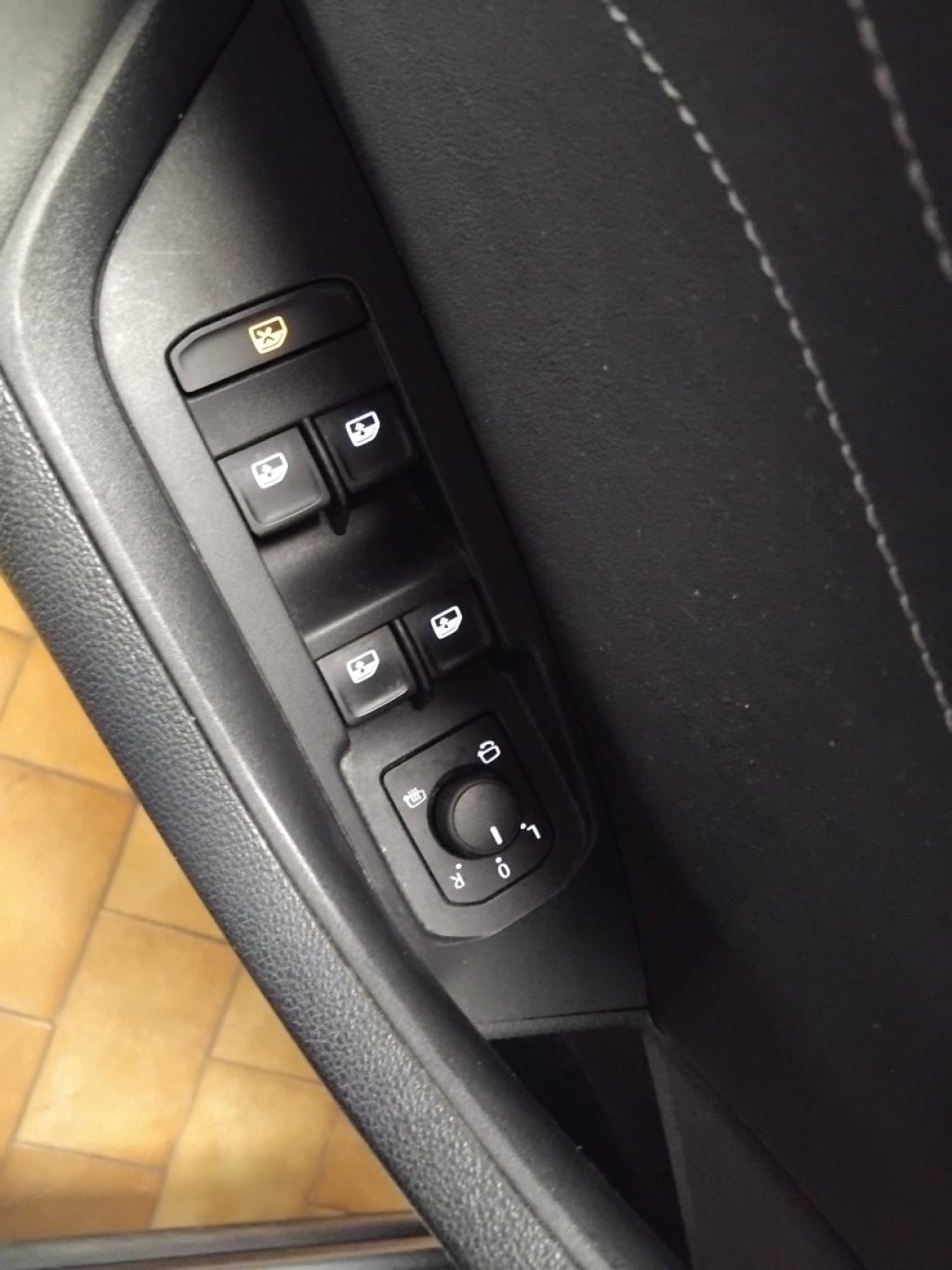 SKODA Kodiaq 2.0 TDI EVO SCR DSG Executive 7 POSTI - 12