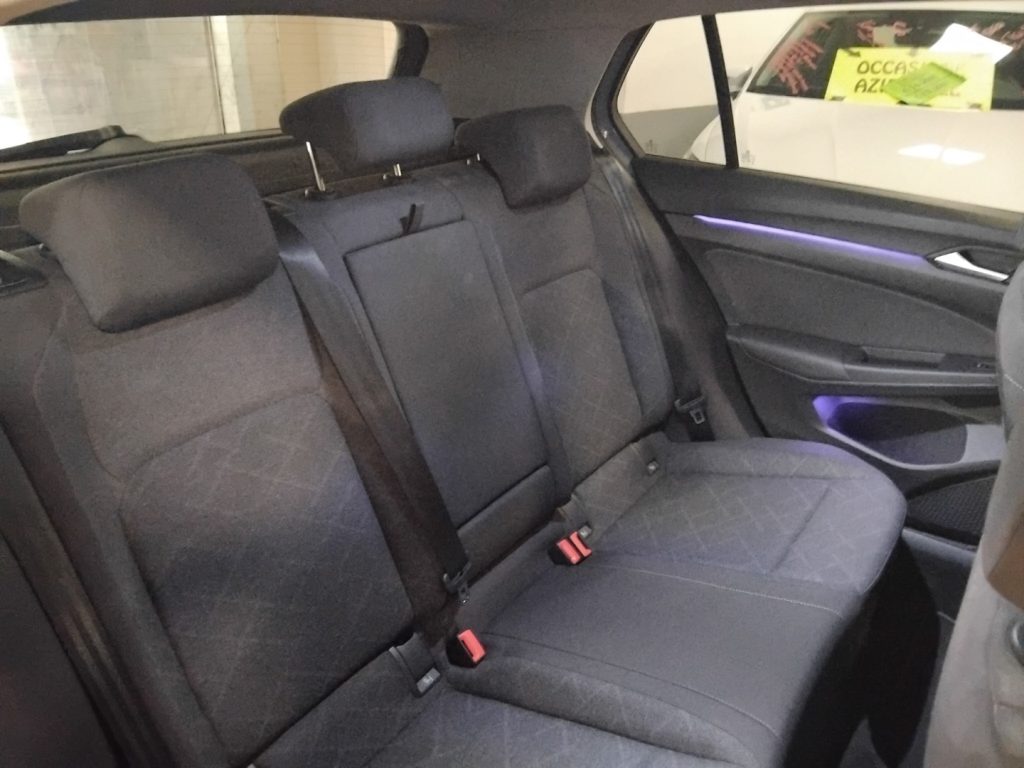 VOLKSWAGEN Golf 1.0 TSI EVO Life 17 - 11