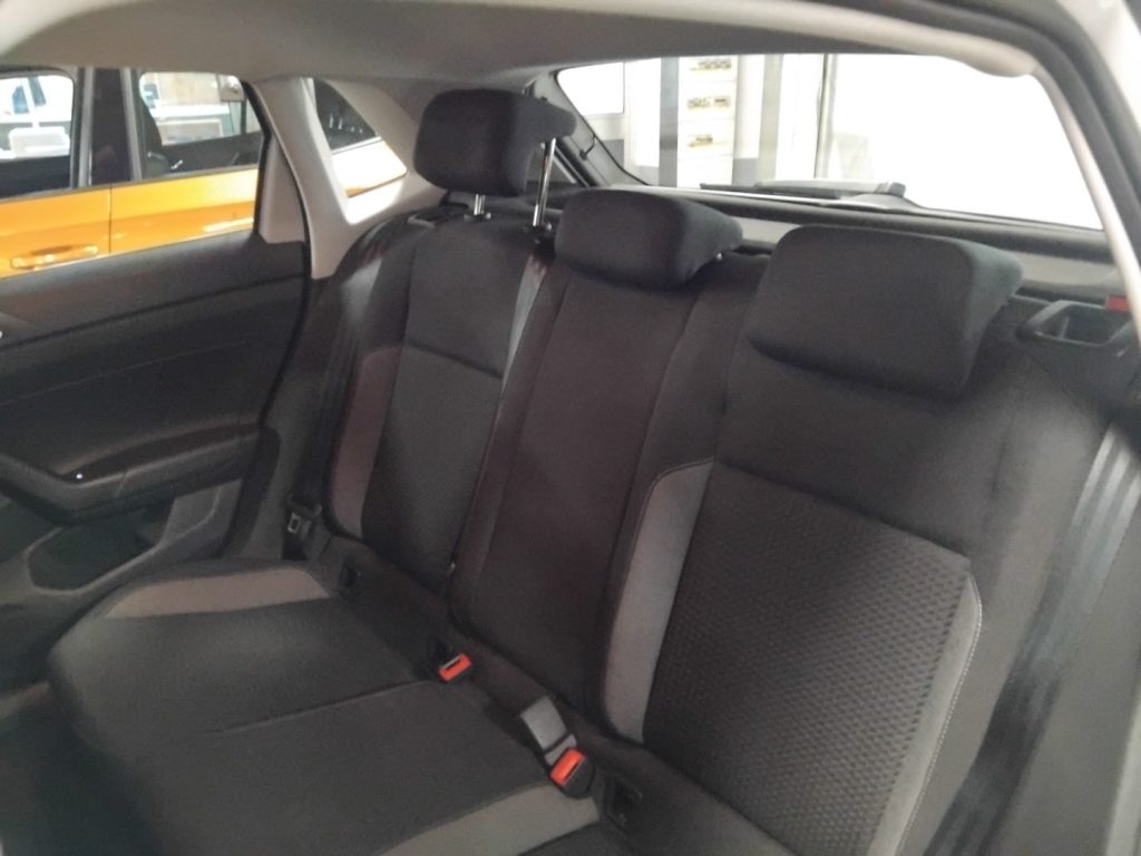 VOLKSWAGEN Polo 1.0 TSI DSG Life - 8