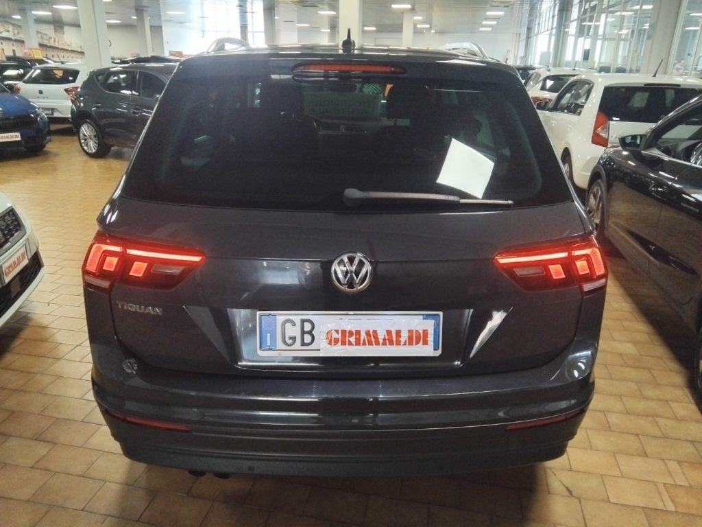 VOLKSWAGEN Tiguan 1.5 TSI Business - 5