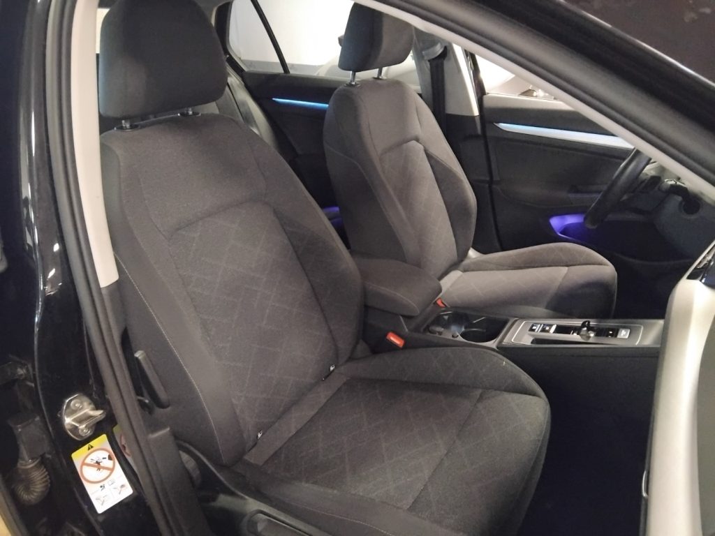 VOLKSWAGEN Golf 1.5 TGI DSG Life - 13