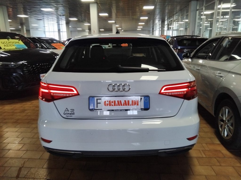 AUDI A3 SPORTBACK 40 e-tron S tr. S-LINE C/GRIMALDI SP.DAY - 5