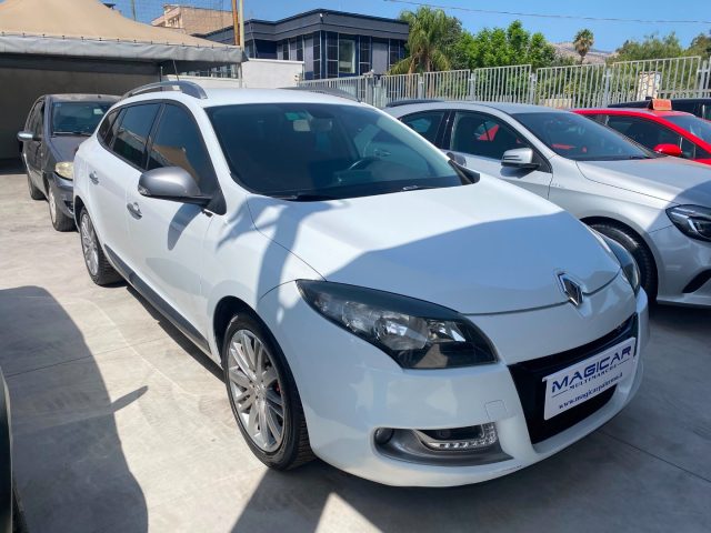 RENAULT Megane Bianco metallizzato