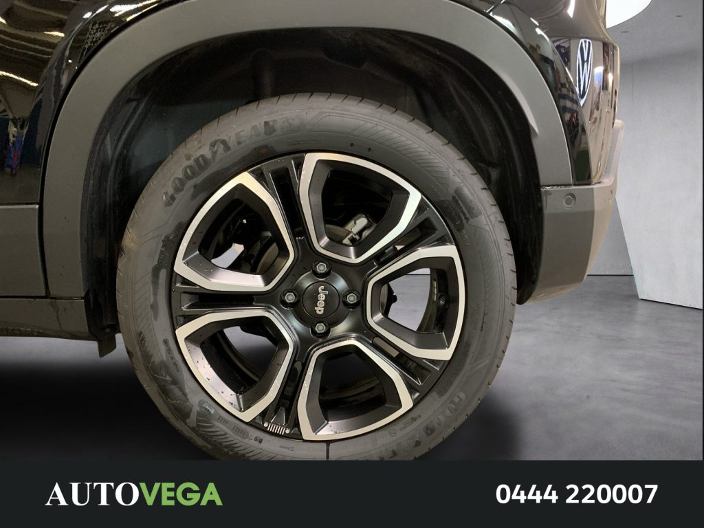 JEEP Avenger 1.2 turbo e-hybrid mhev summit fwd 110cv edct6 - 36
