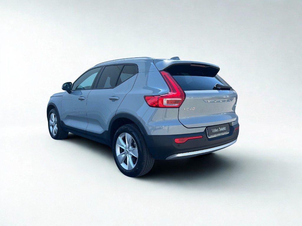 VOLVO XC40 B3 automatico Core - Foto 2