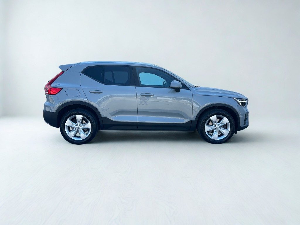 VOLVO XC40 B3 automatico Core - Foto 3