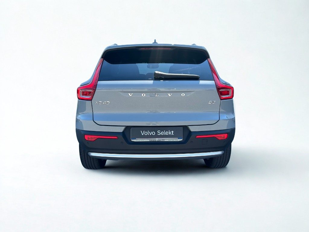 VOLVO XC40 B3 automatico Core - Grid Foto 7