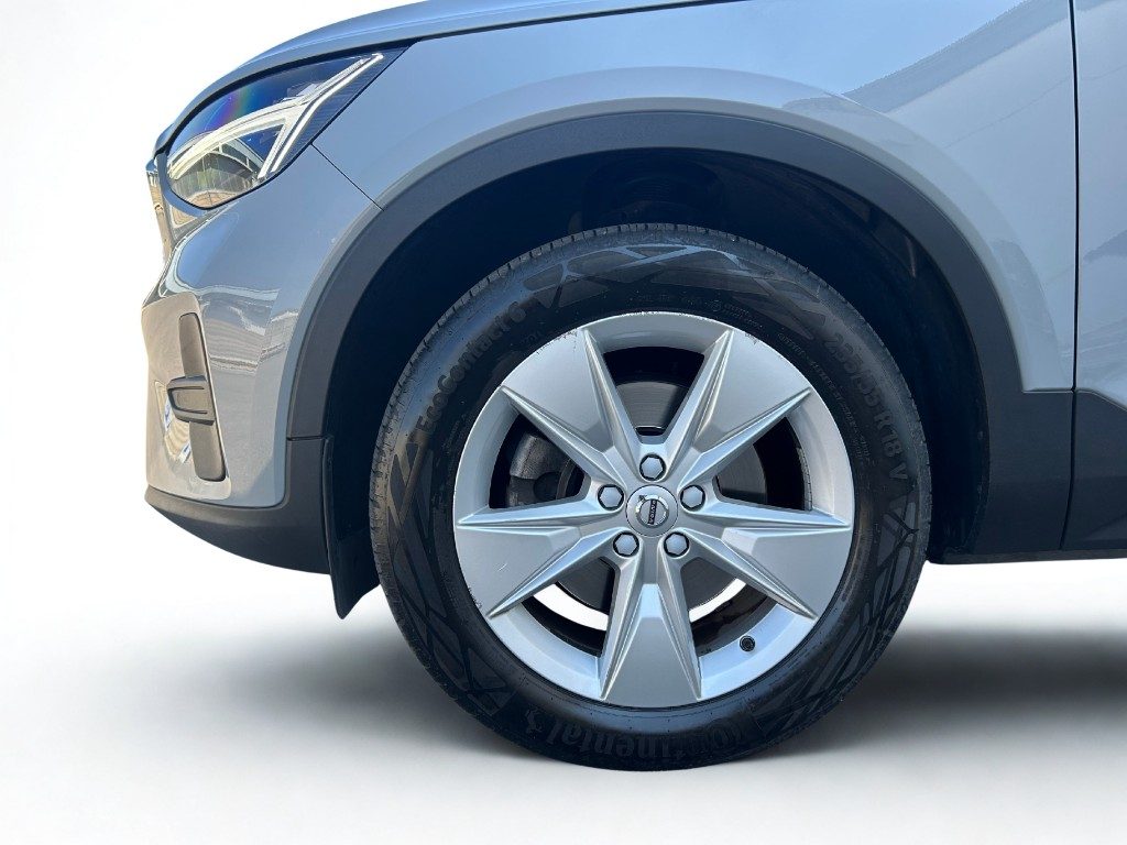 VOLVO XC40 B3 automatico Core - Grid Foto 9